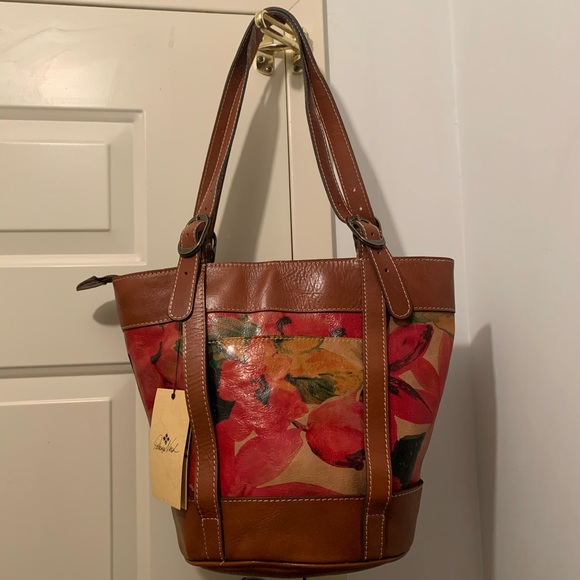Patricia Nash Bags Patricia Nash Enna Bucket Poshmark